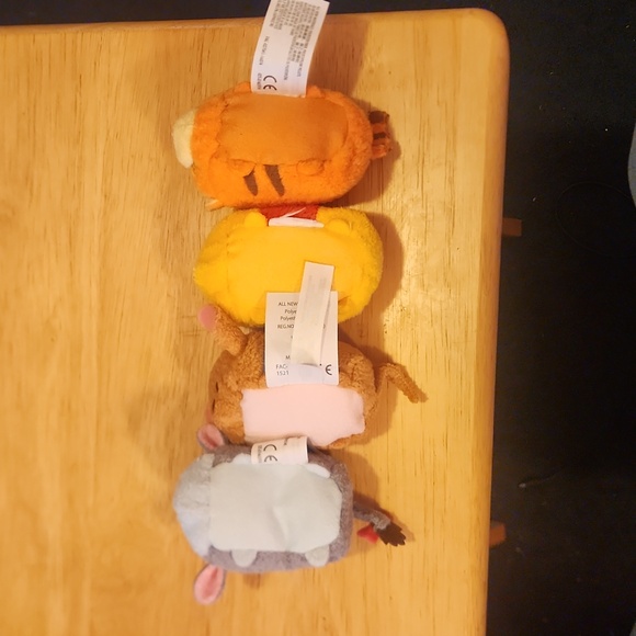 Winnie the Pooh and Friends plush tsum tsums (4) - Picture 6 of 6